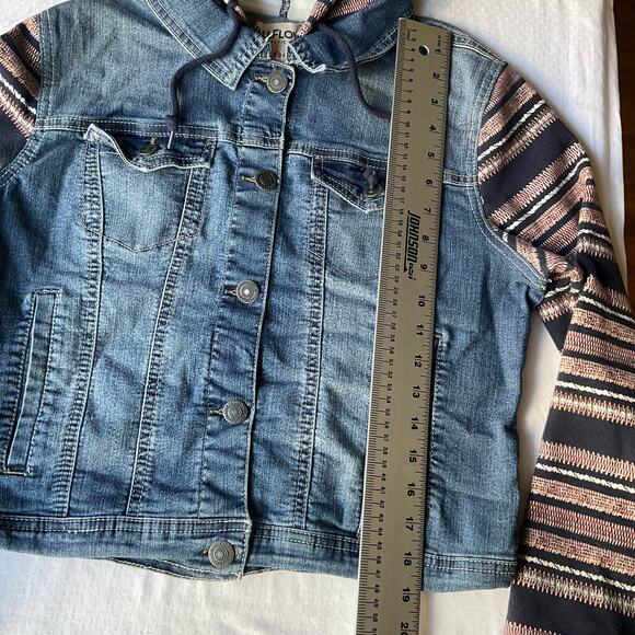 Wall Flower Kid’s Denim Jacket with Hoodie, size XL, Blue & Tan, Many Pockets - Picture 4 of 7